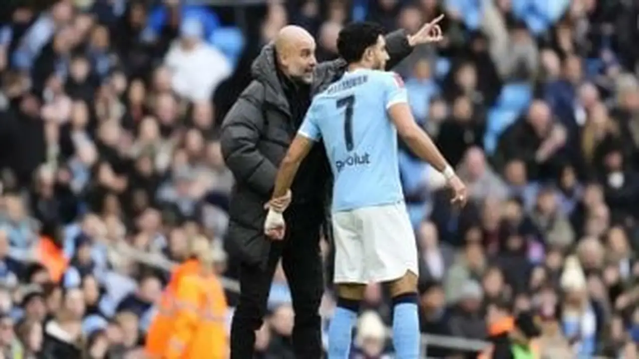 لقب تاريخي منتظر.. فرص عمر مرموش في قيادة مان سيتي نحو الدوري الإنجليزي